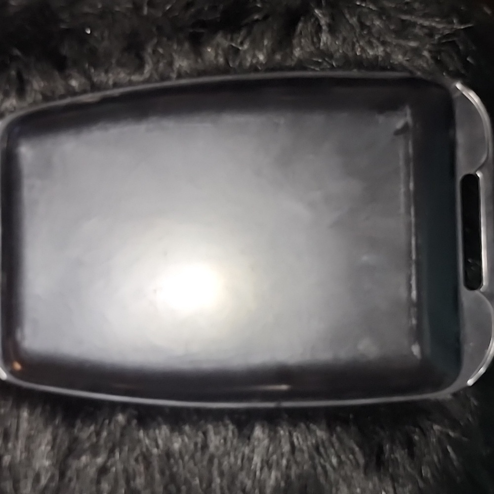 Floral Embossed Decorative Tray. VINTAGE PLASTIC SERVING OR VANITY TRAY. - Picture 3 of 3